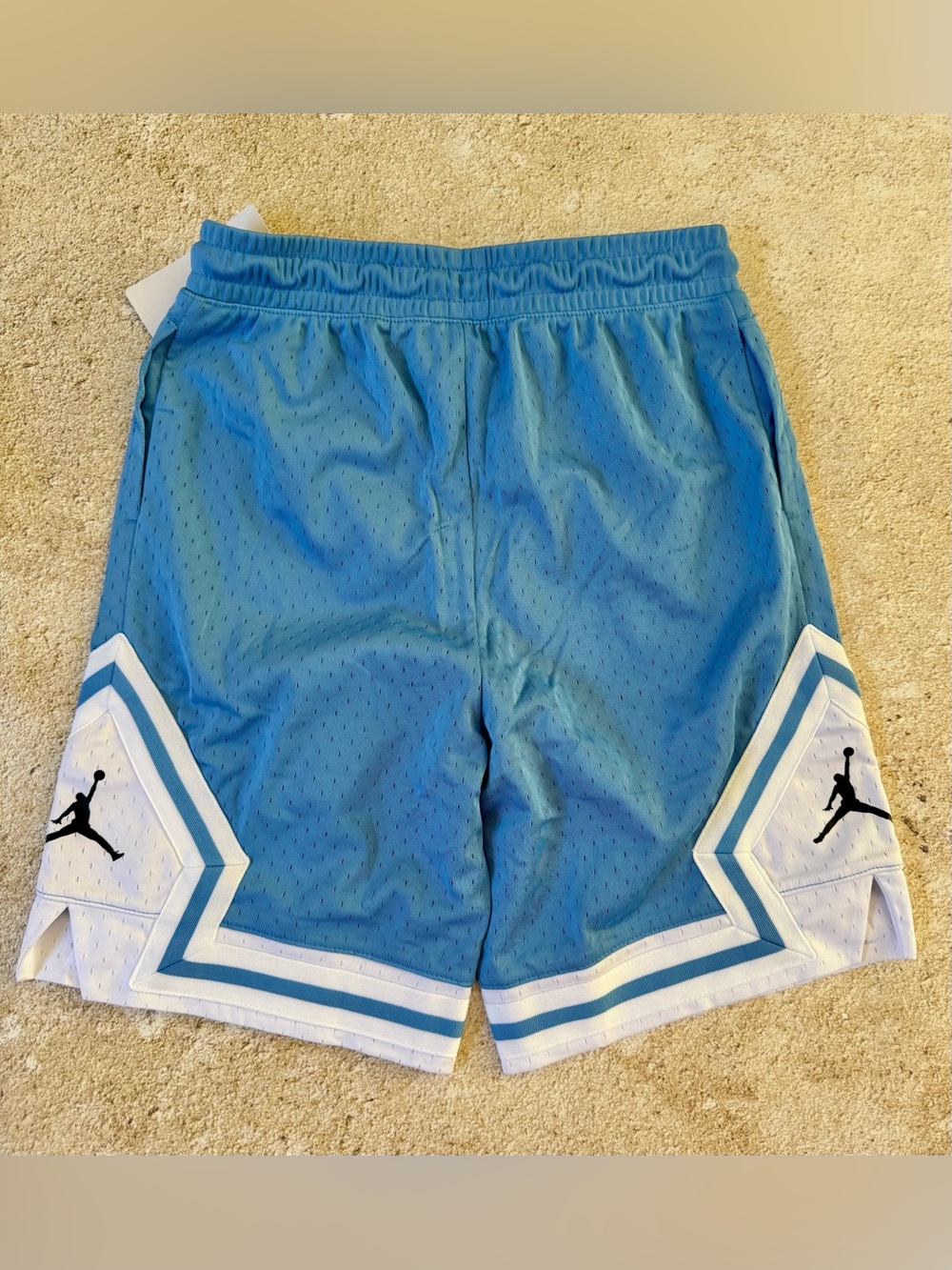 NWTs Jordan Diamond Mesh Basketball Shorts Blue large 12-13yrs